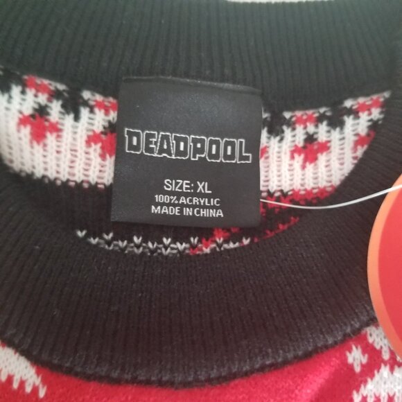 Christmas Holiday Ugly Sweater - Marvel Deadpool - Picture 5 of 9